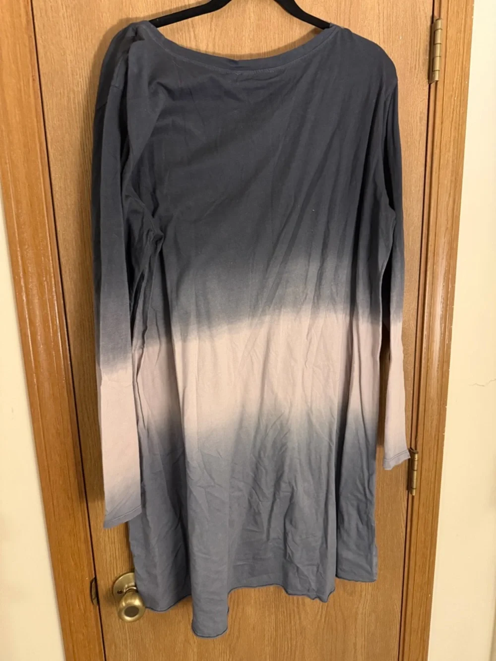 Umgee Ombre Long Sleeve Tunic - Navy to Light Gray - Picture 5 of 5